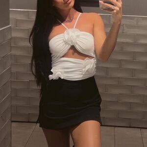 White crop top with roses